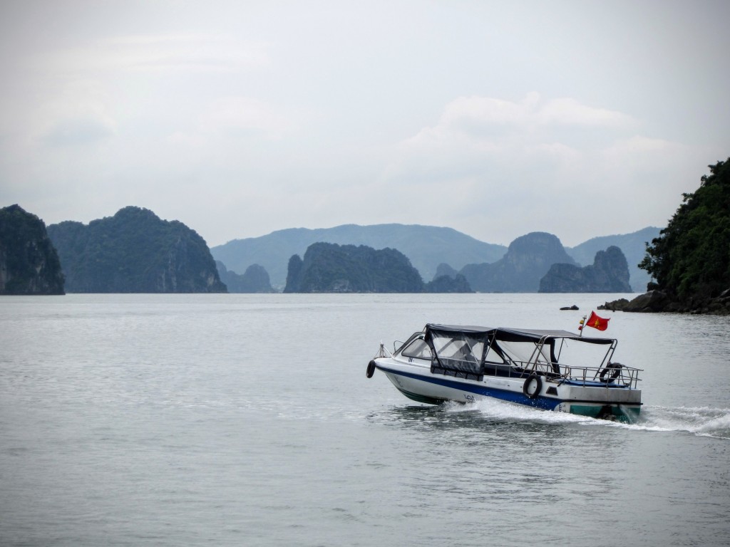 Tàu tuần tra của cảnh sát biển Việt Nam