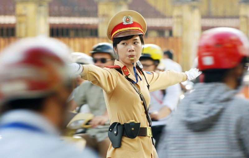 Quy trình xử lý khi bị CSGT dừng xe để không mất tiền oan